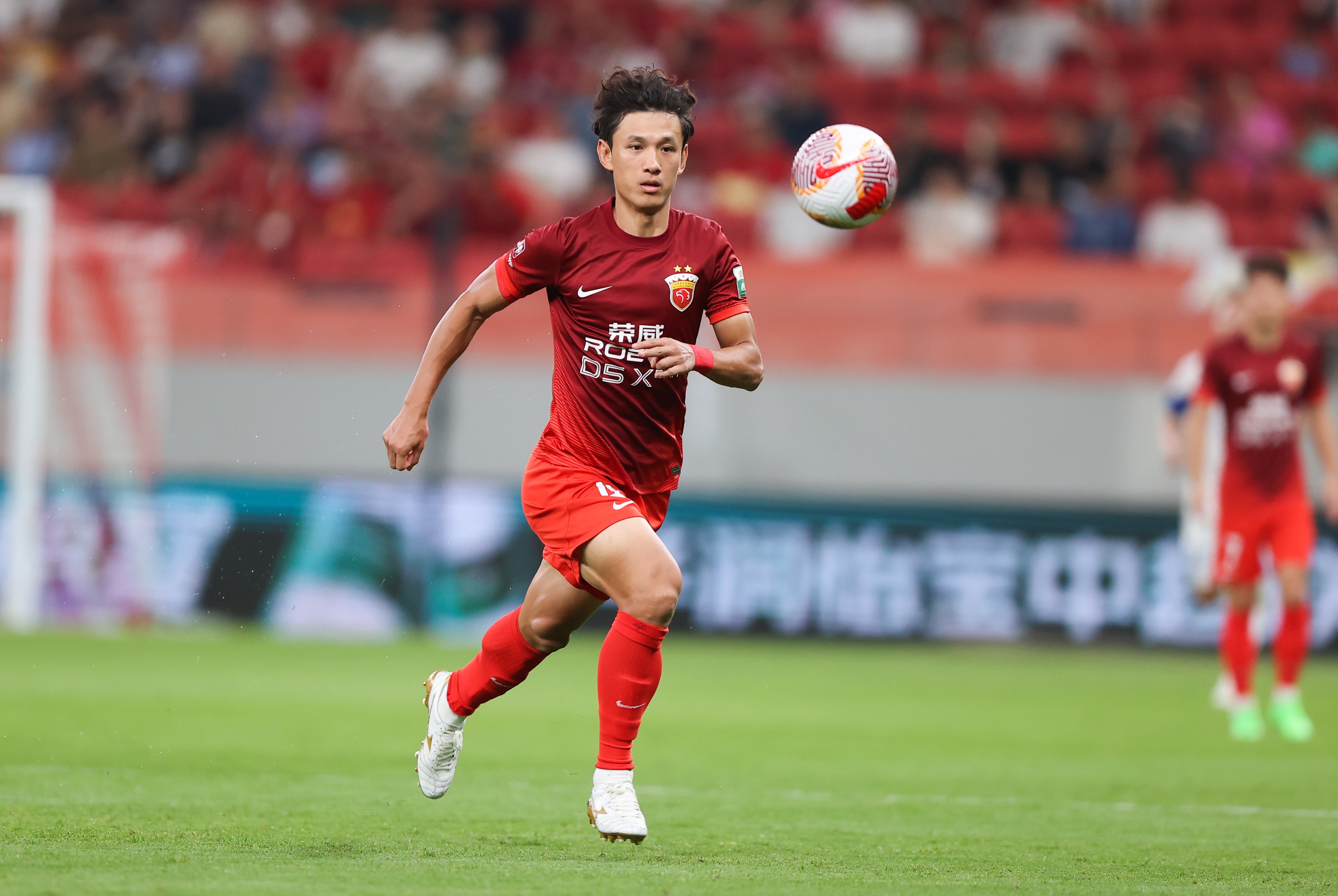 欧洲杯直播-足球报:绝杀玉昆为海港注入信心,下轮德比是重回正轨的最佳契机